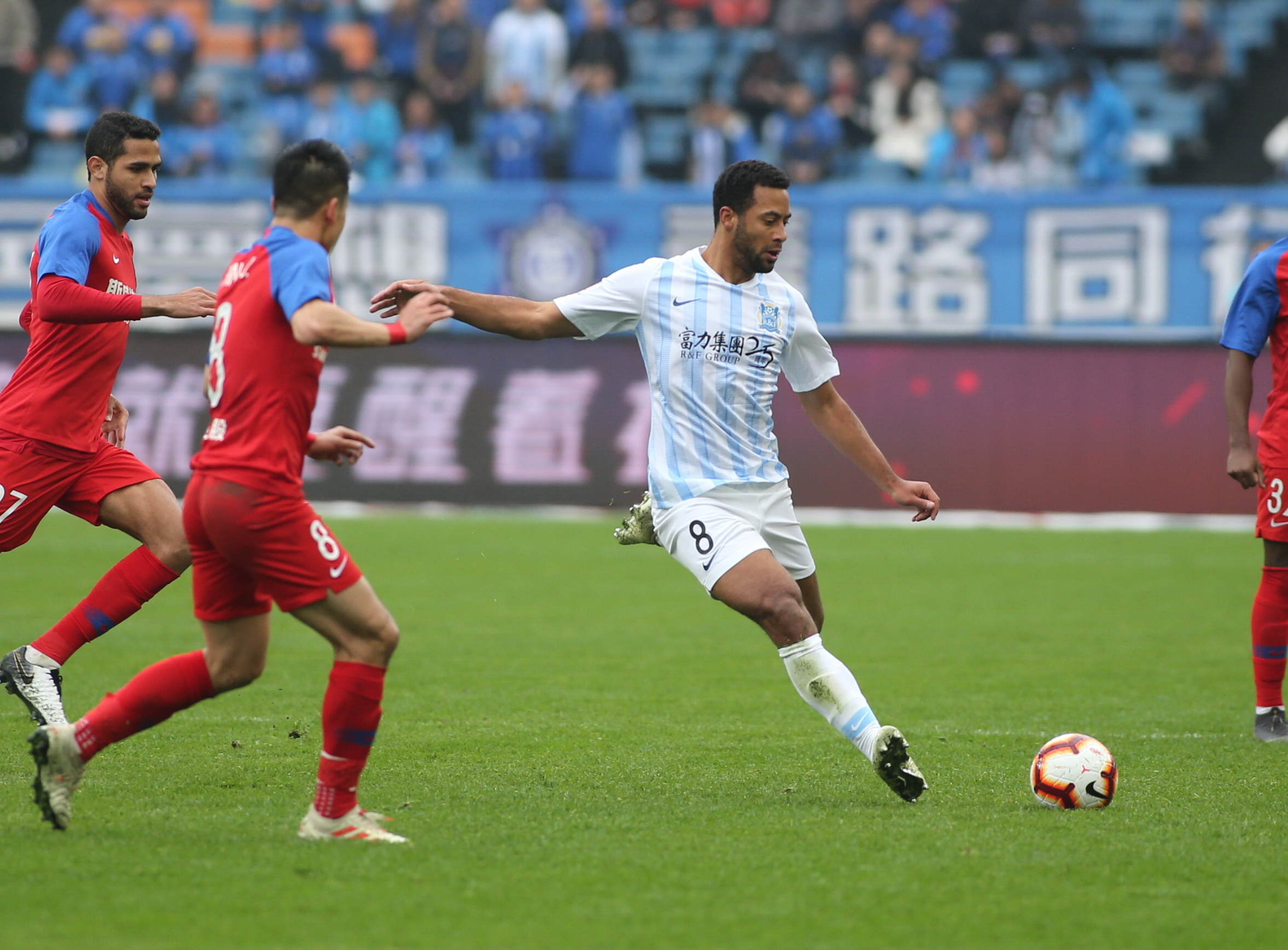 包含突尼斯国家队止步于强，欧预赛赛场多风云的词条