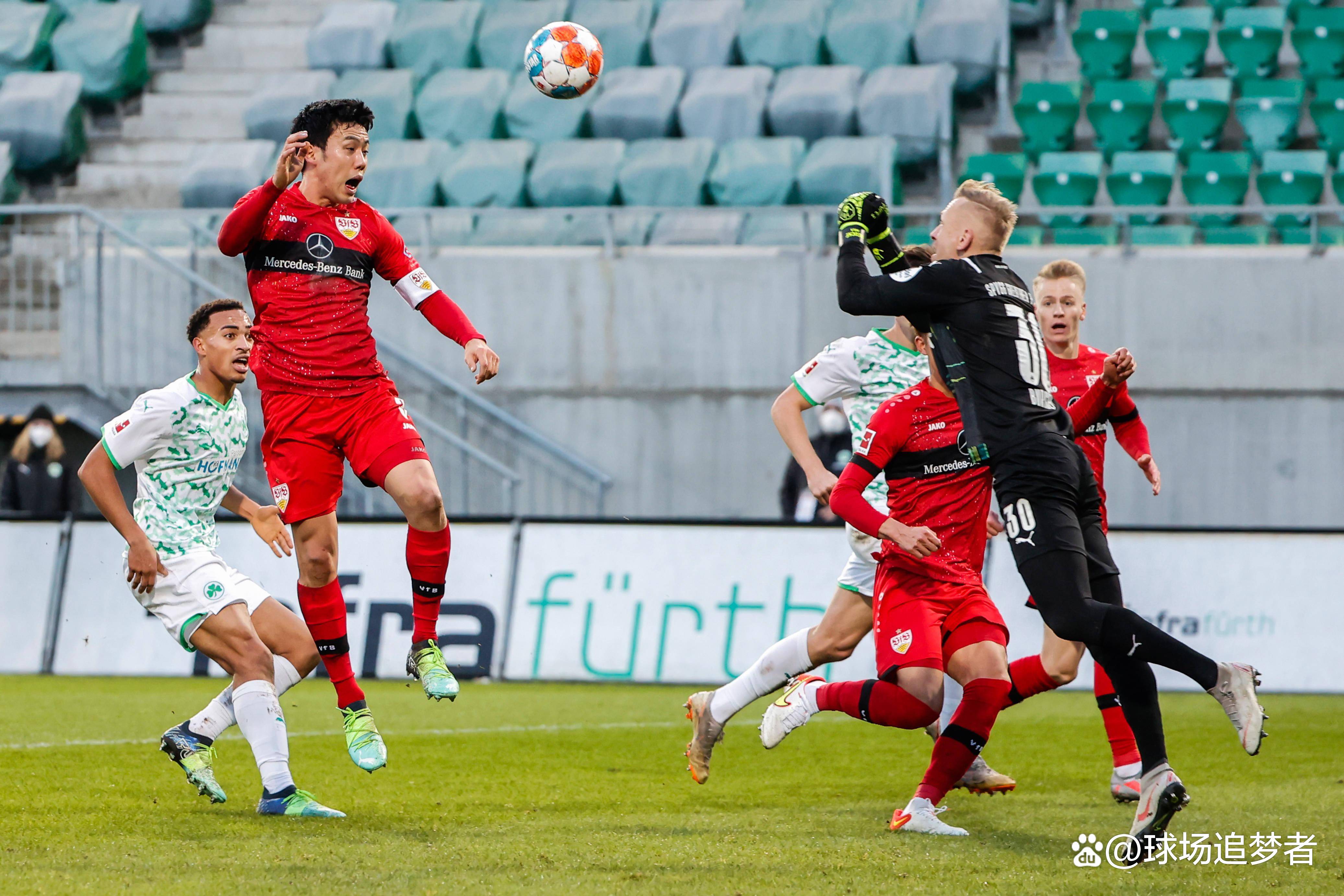 包含沃尔夫斯堡主场不敌，遭受失利的词条