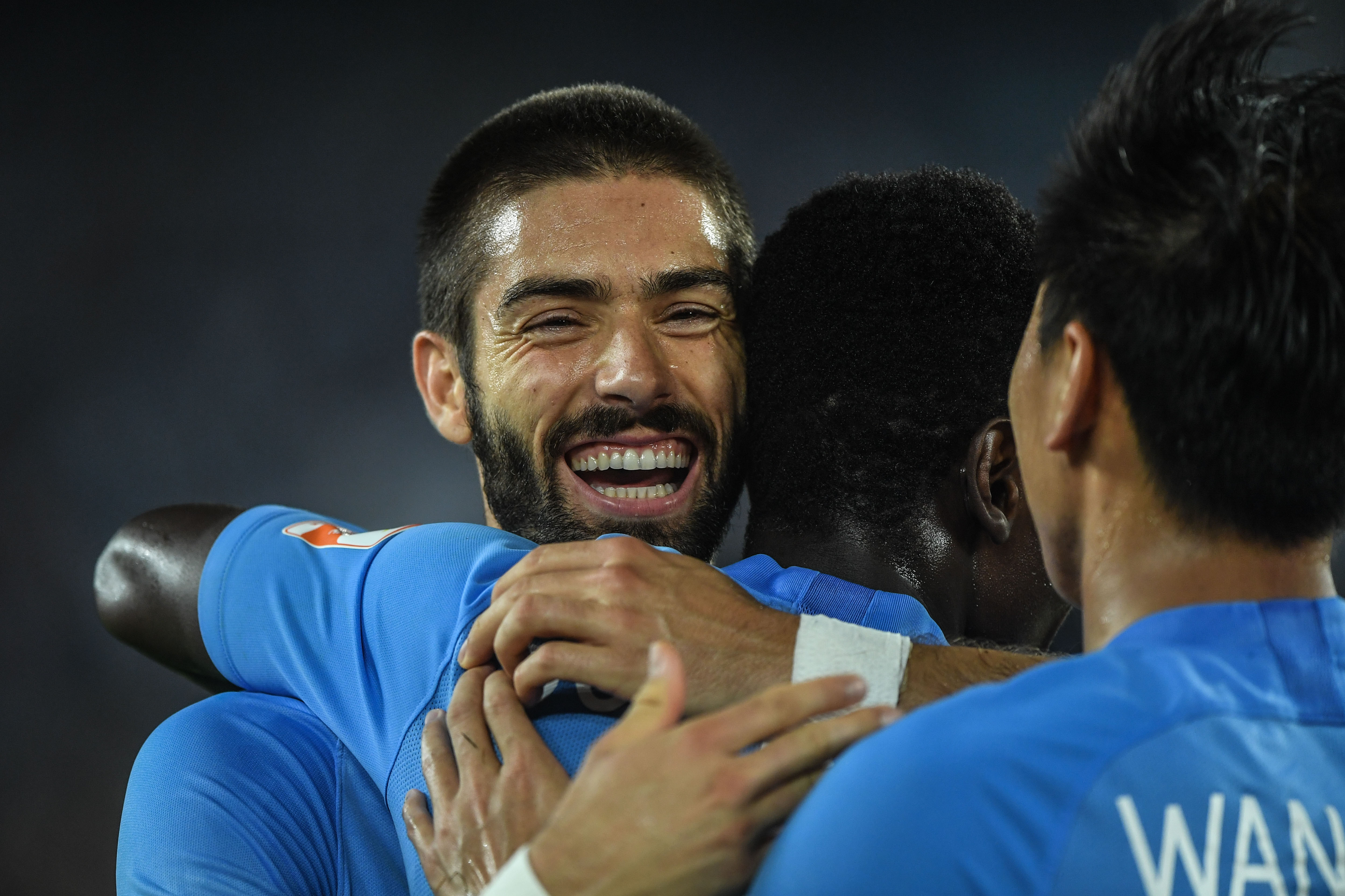 大连一方主场不敌山东鲁能，遭遇两连败的简单介绍